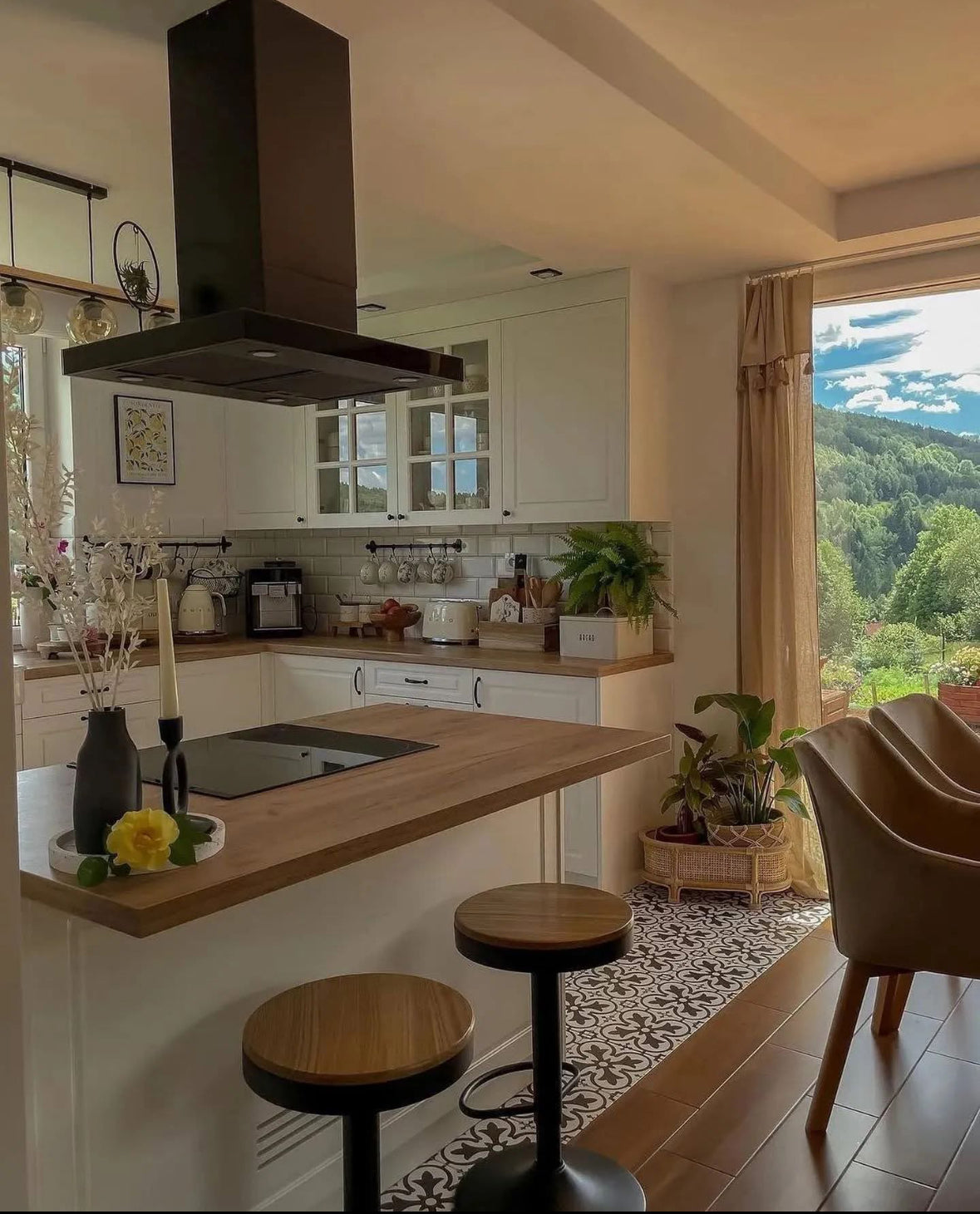 Household Heroes: Your One Stop Shop for Home Essentials