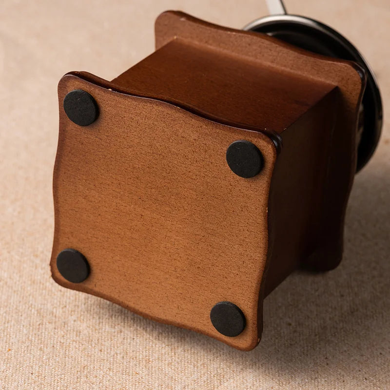 Experience the Art of Coffee Brewing with Our Vintage Manual Coffee Grinder – Perfect for Professional Baristas and Home Enthusiasts!