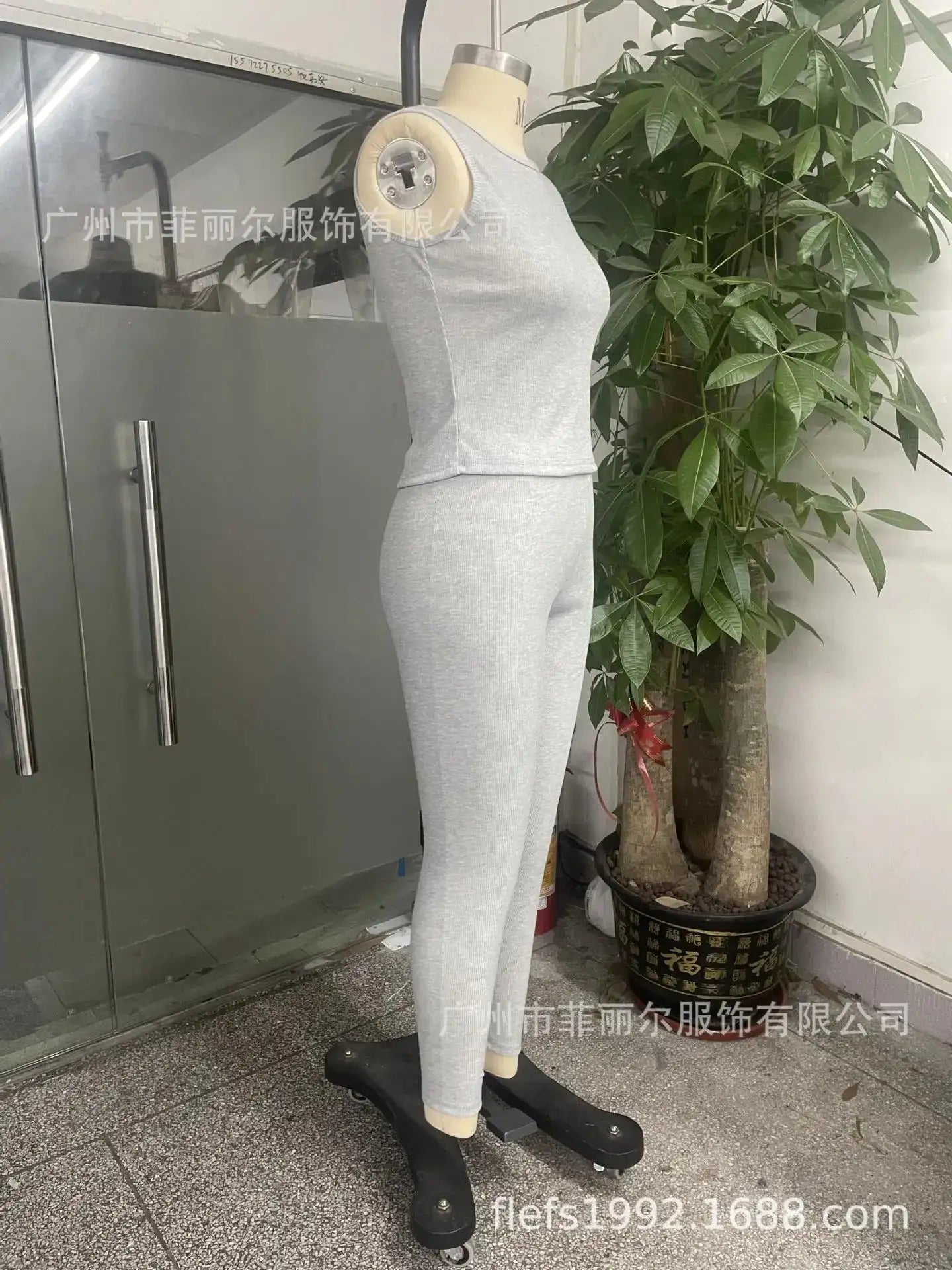 Women's Tracksuit Set Grey Mannequin