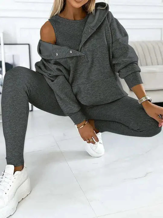 Woman's Tracksuit Set Grey Crouching