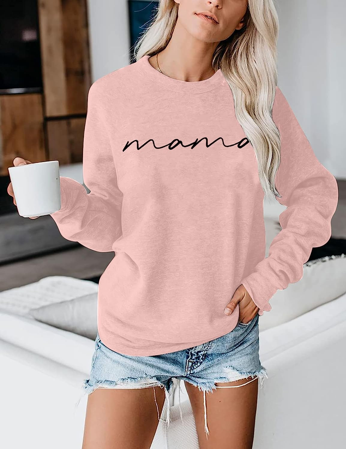 Embrace Your Mama Style: Women's Cozy Crewneck Sweatshirt with Letter Print - Perfect Pullover for Mom Life