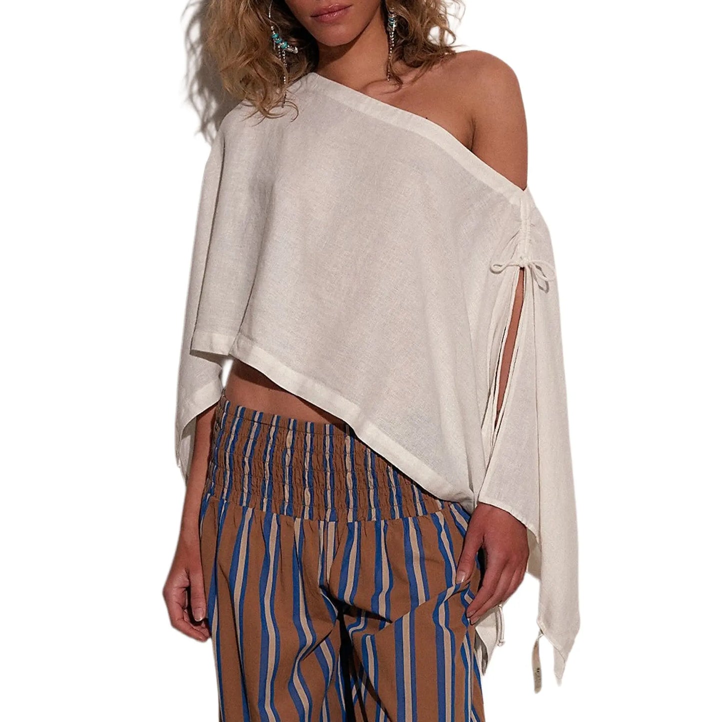 Elevate Your Summer Style with the Hixiaohe Women's Convertible Cape Top - Casual Split Sleeve Poncho for Effortless Vacation Looks
