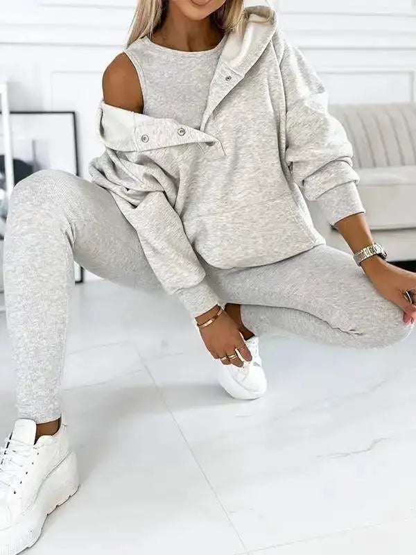 Stylish & Comfortable Women's Tracksuit Set for Gym, Workouts, Casual Wear | Lightweight Athleisure Two-Piece Outfit with Breathable Fabric