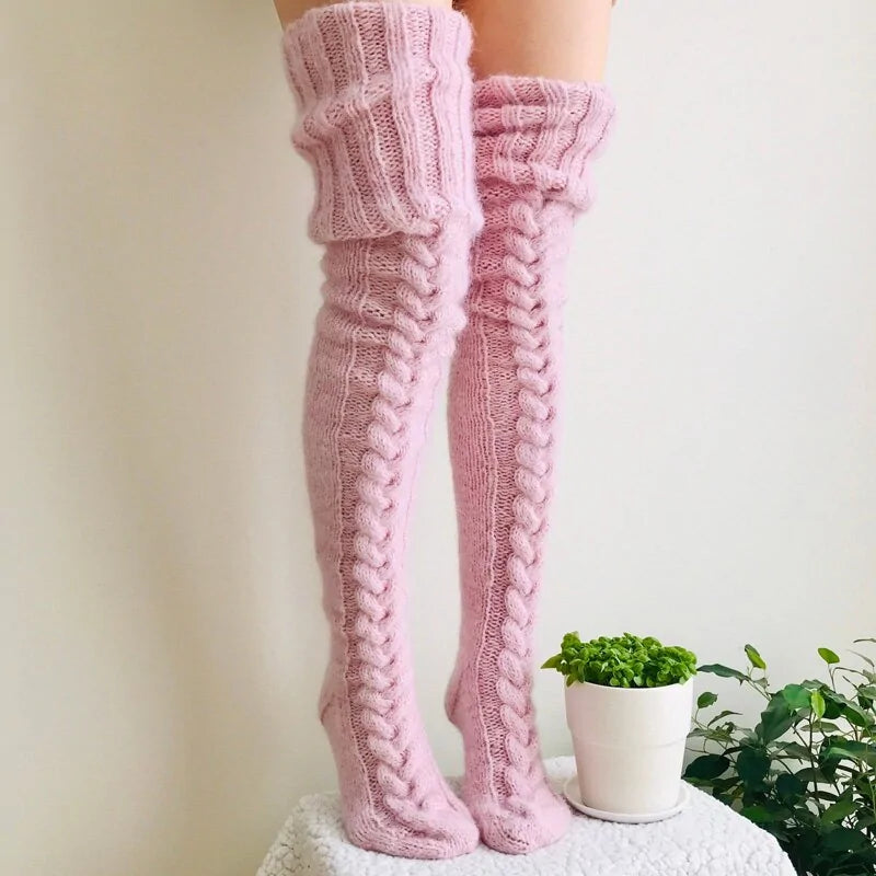 Everyday Elegance - Winter Knee High Socks