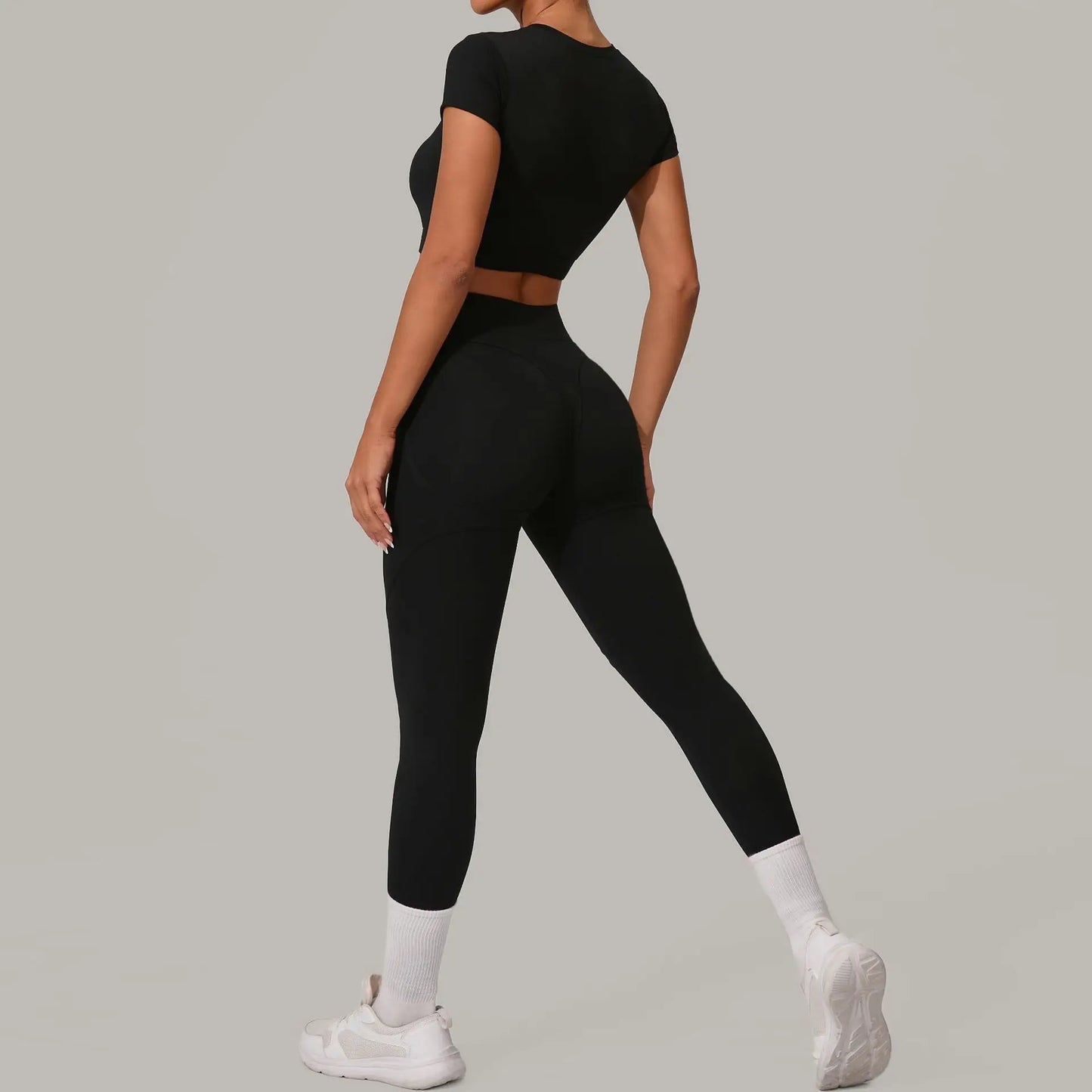 Elevate Your Workout with Our Women's 2-Piece Seamless Yoga Set - Stylish Athletic Wear for Ultimate Comfort and Performance!