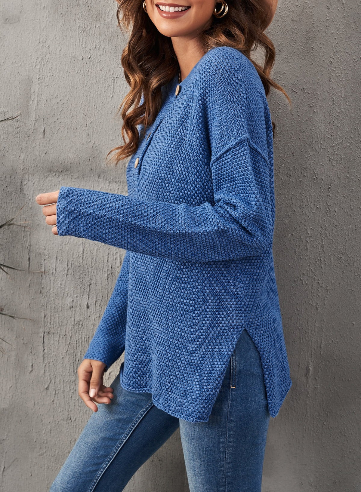 Elevate Your Autumn Wardrobe with Our Stylish Women’s Solid Blue Waffle Knit Pullover Sweater - Perfect for Layering!