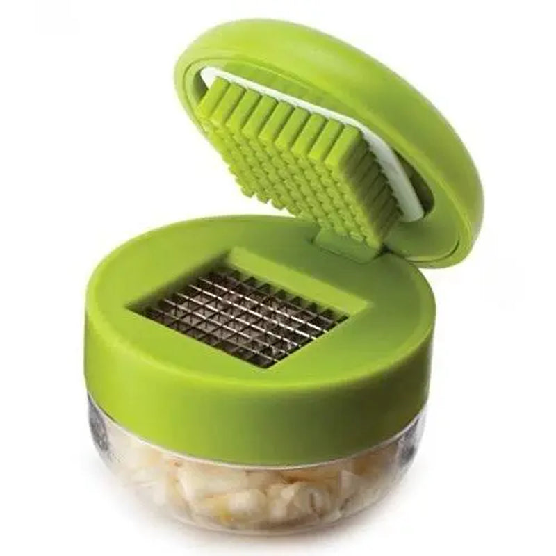 Elevate Your Cooking with the Mini Garlic Chopper and Press – Effortless Mincing and Stylish Design in Vibrant Green!